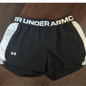 Under Armour Women's Black and White Athletic Shorts